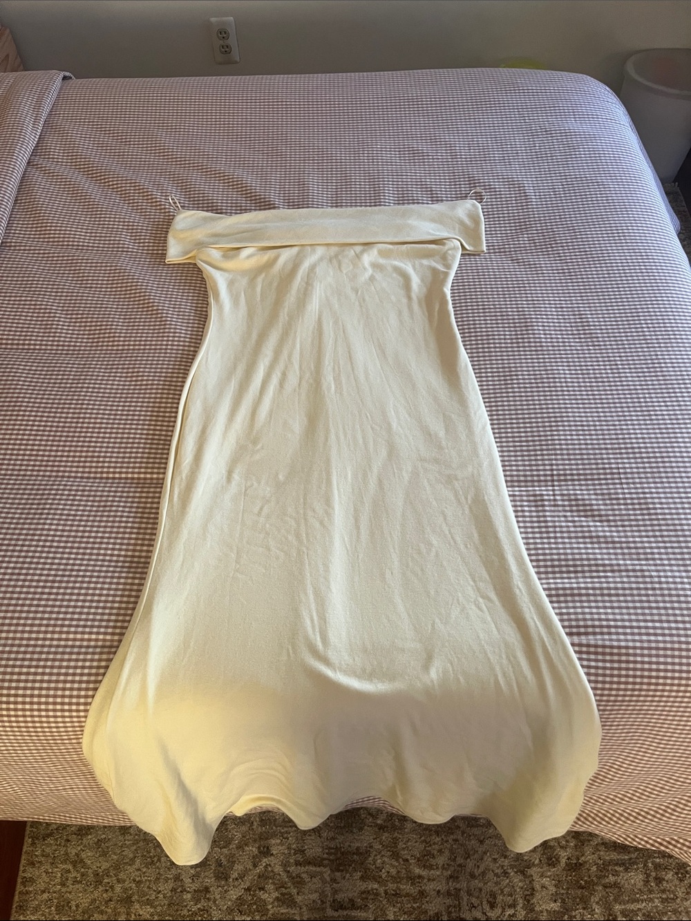 Worth collective Monroe maxi dress butter yellow bump friendly - Picture 4 of 6